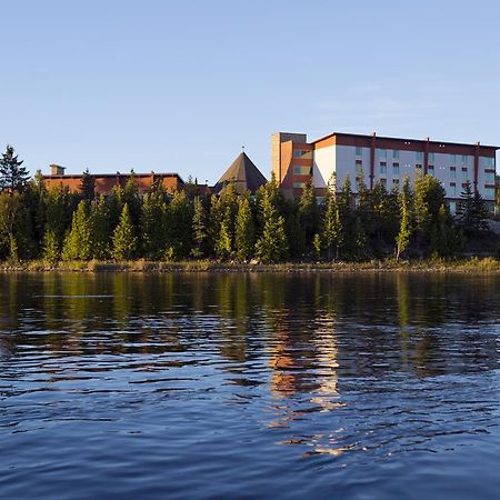 Little Current Manitoulin Hotel And Conference Centre מראה חיצוני תמונה